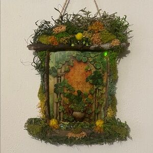 Rustic Saint Patrick theme wall decor handcrafted border green shamrocks moss